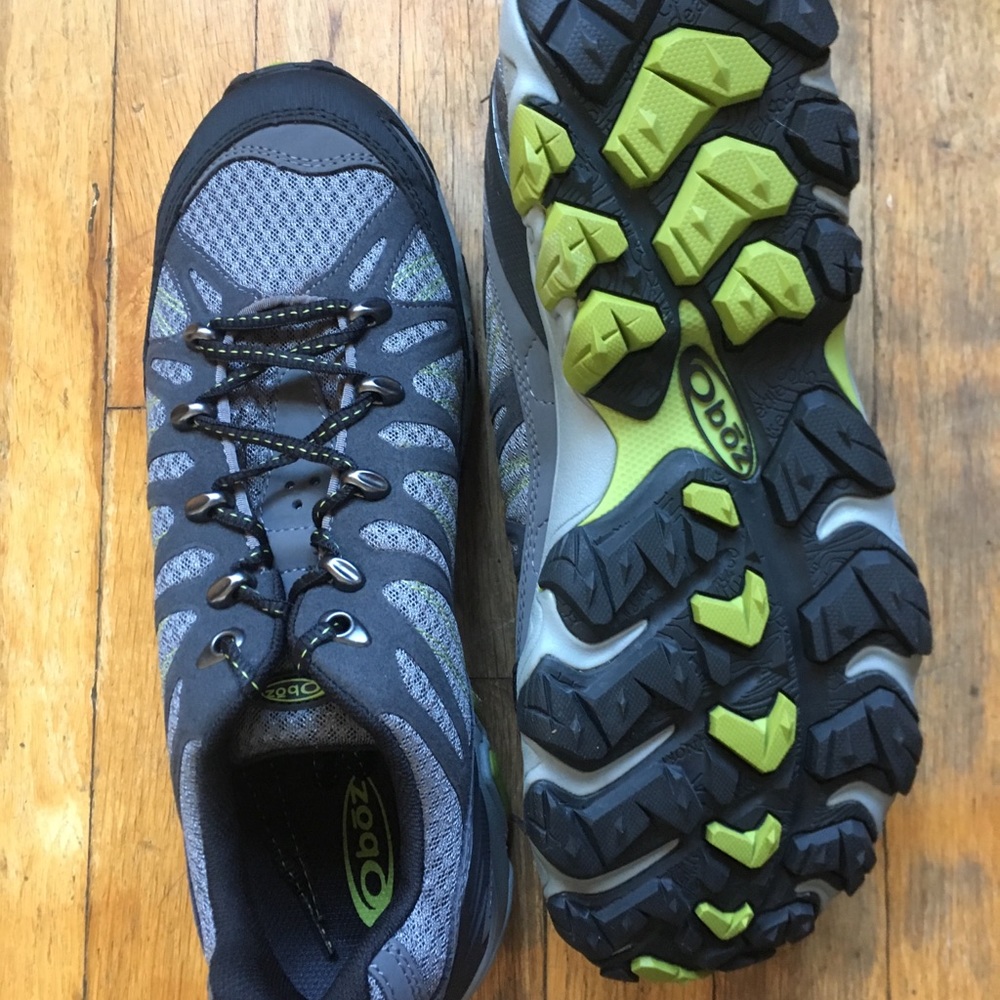 Oboz Traverse Love